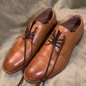 Plain toe brown dress shoes size 7 EUC
